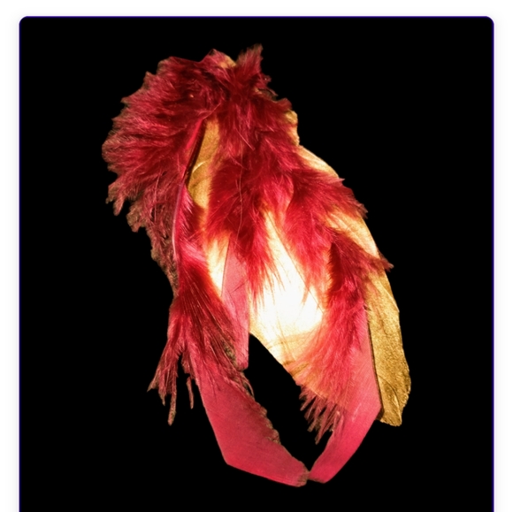 Roach Clip Boho Feathers Burgundy & Gold - Picture 2 of 3